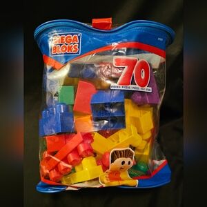 Mega Blocks 70-Piece Colorful Building Block Set Like new cleaned and Sanitized